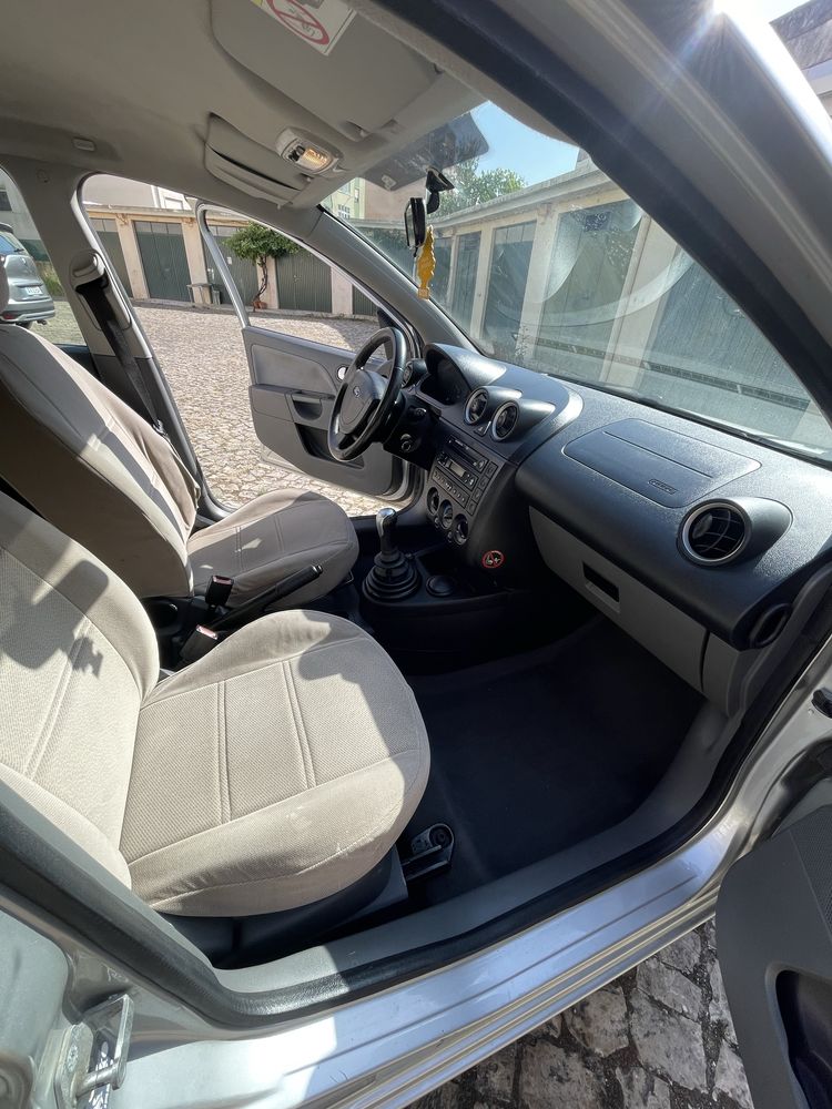 Ford fiesta 2002 1.4