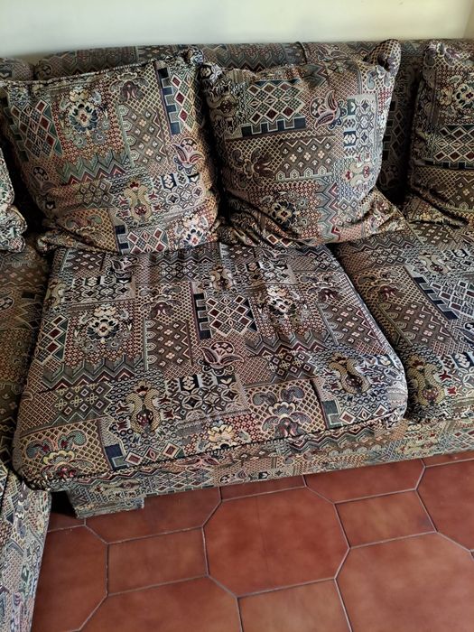 Sofa cama com chaise longue