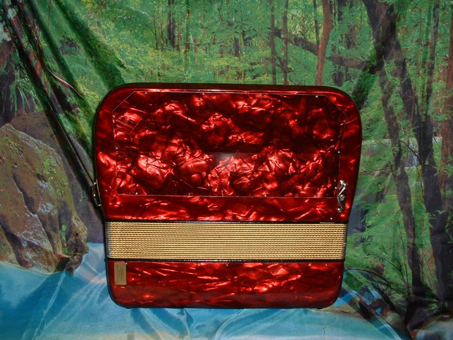 Avenda Acordeao R, N.412