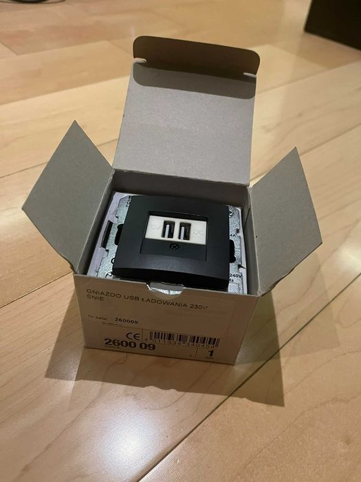 Gniazdko gniazdko USB Berker 2600 nr 2600 09