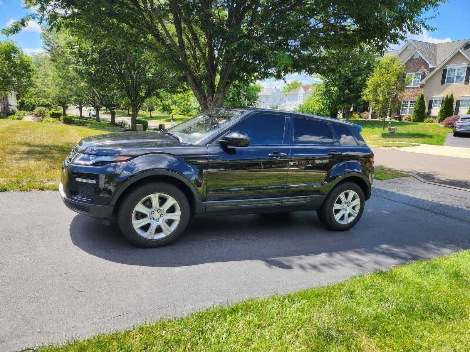 2017 Land Rover Range  Evoque SE