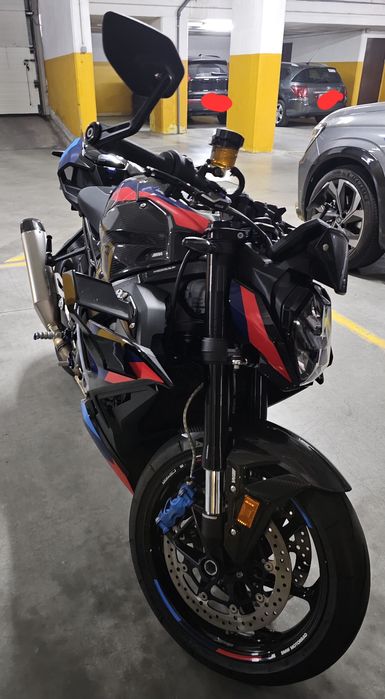 BMW M1000R Carbon Competition
