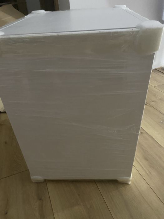 Nowa Szafka lazienkowa z koszem cargo !! Polecam !