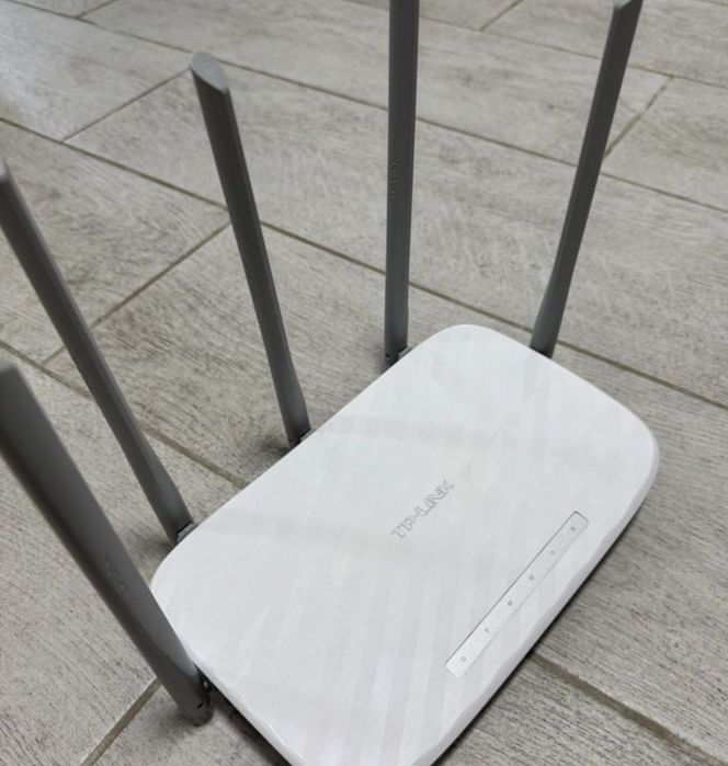 Продам Wi-Fi роутер Archer C 60. Новое состояние