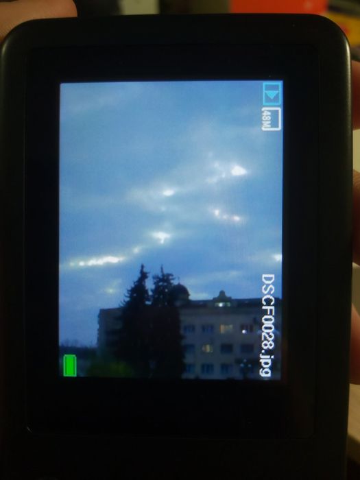 Цифровий фотоапарат benjie