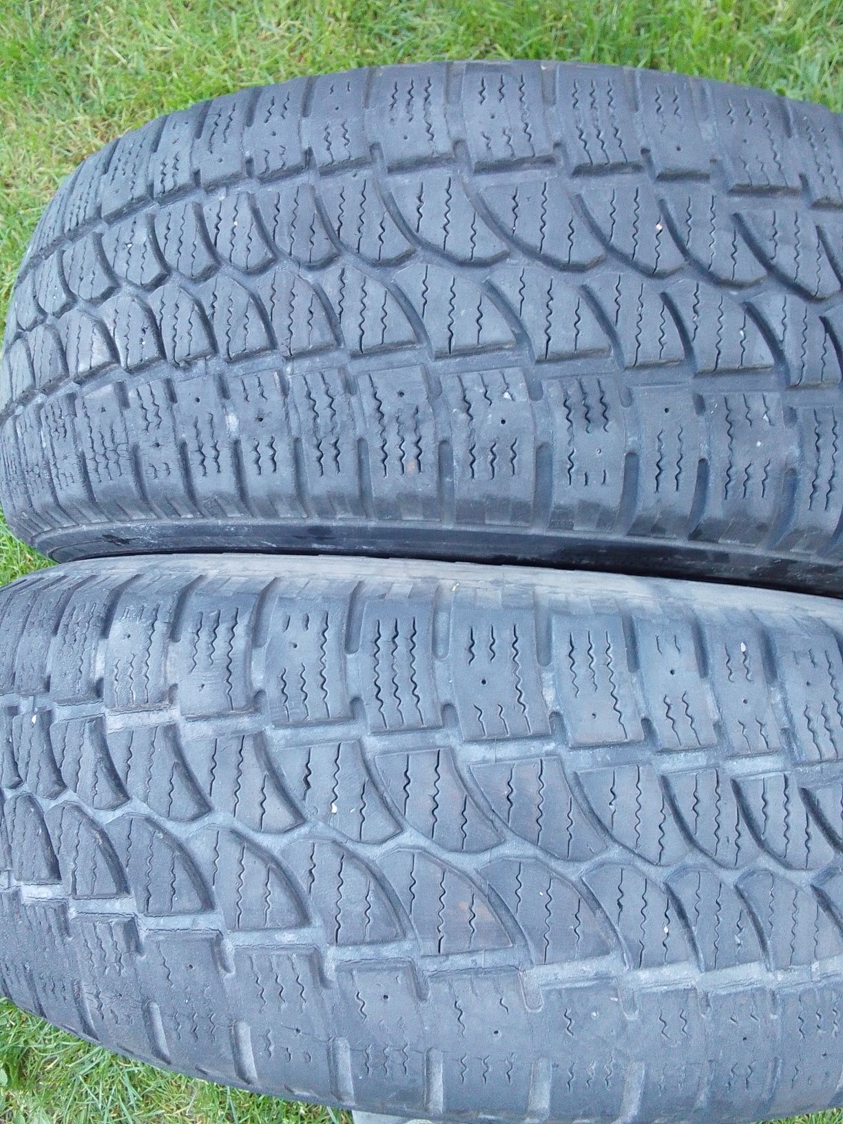 2 Opony zimowe 235/65r16C TAURUS 6.5mm