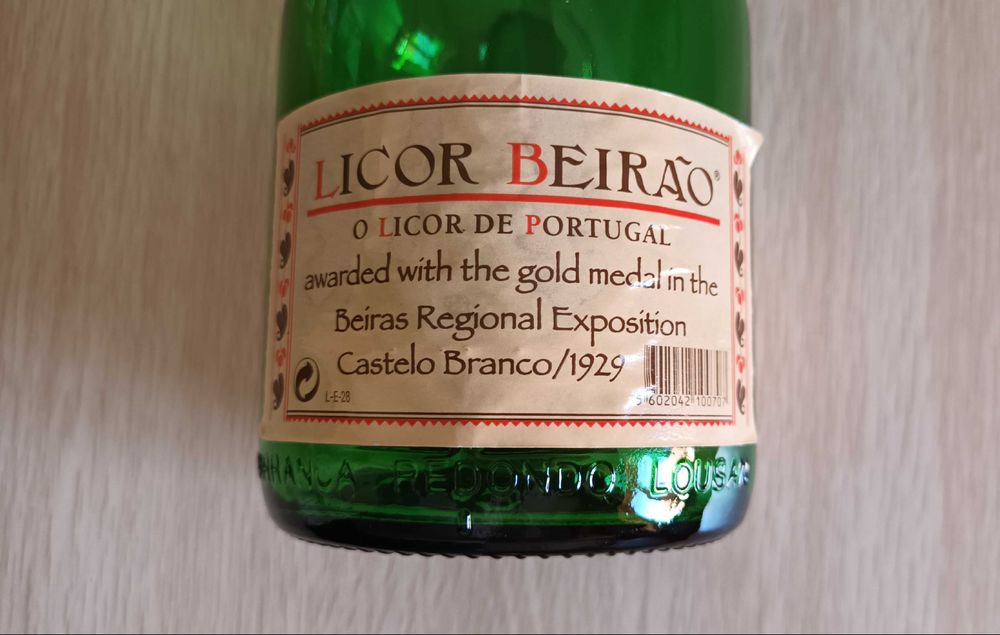 Garrafa antiga Licor Beirão