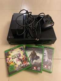 Konsola Xbox One + pad + gry