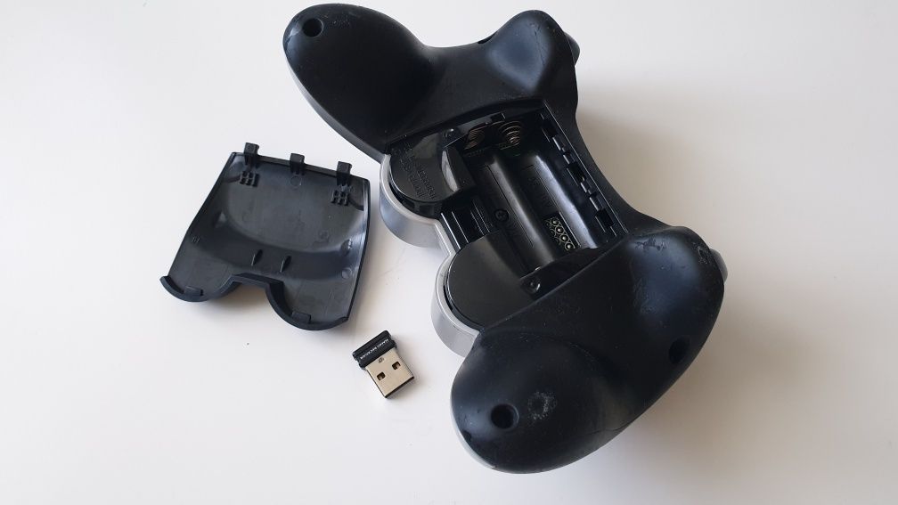 Pad kontroler PC logitech F710