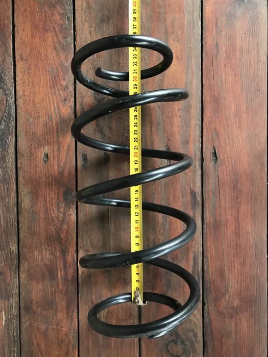 Пружина передняя LESJOFORS