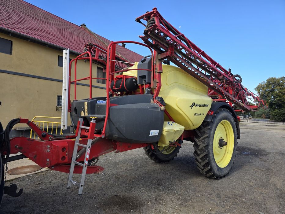 Opryskiwacz Kverneland Ixctrack c40