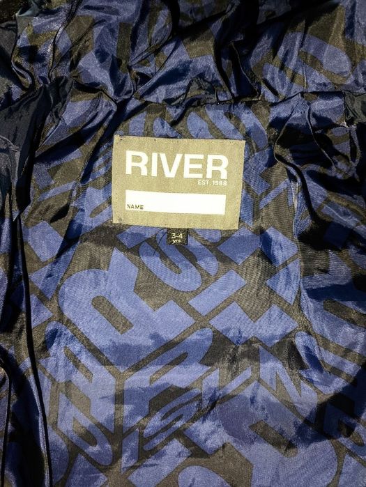 Куртка зима River Island для мальчика 3/4 года, тёплая