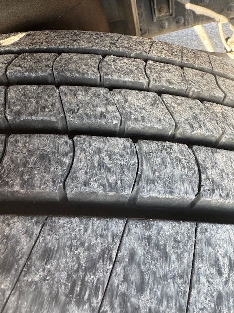 MAN TGM 18.290 4x2 LL – Wywrotka z nowym żurawiem HMF • Cesja leasingu