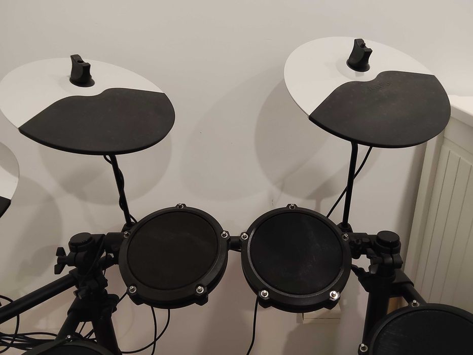 Bateria elétrica Alesis Debut Kit