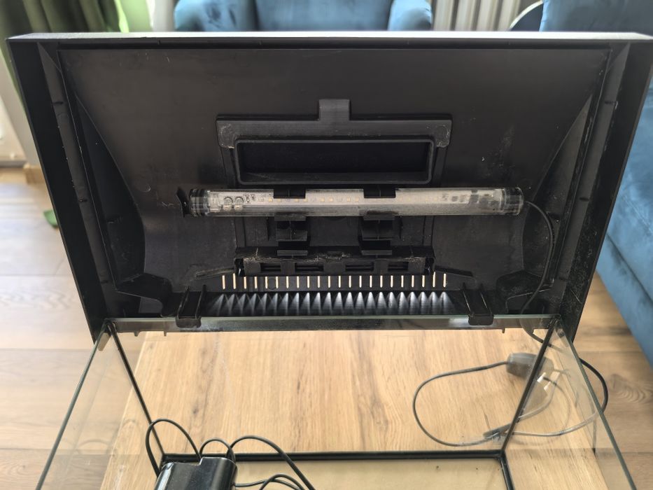 Zestaw akwarium Aquael 25l, filtr, grzałka, oświetlenie