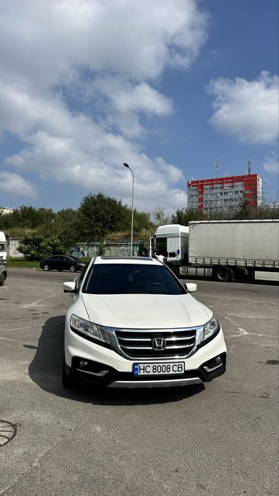 До вашої уваги Honda crosstour 2013р не потребує  вкладень