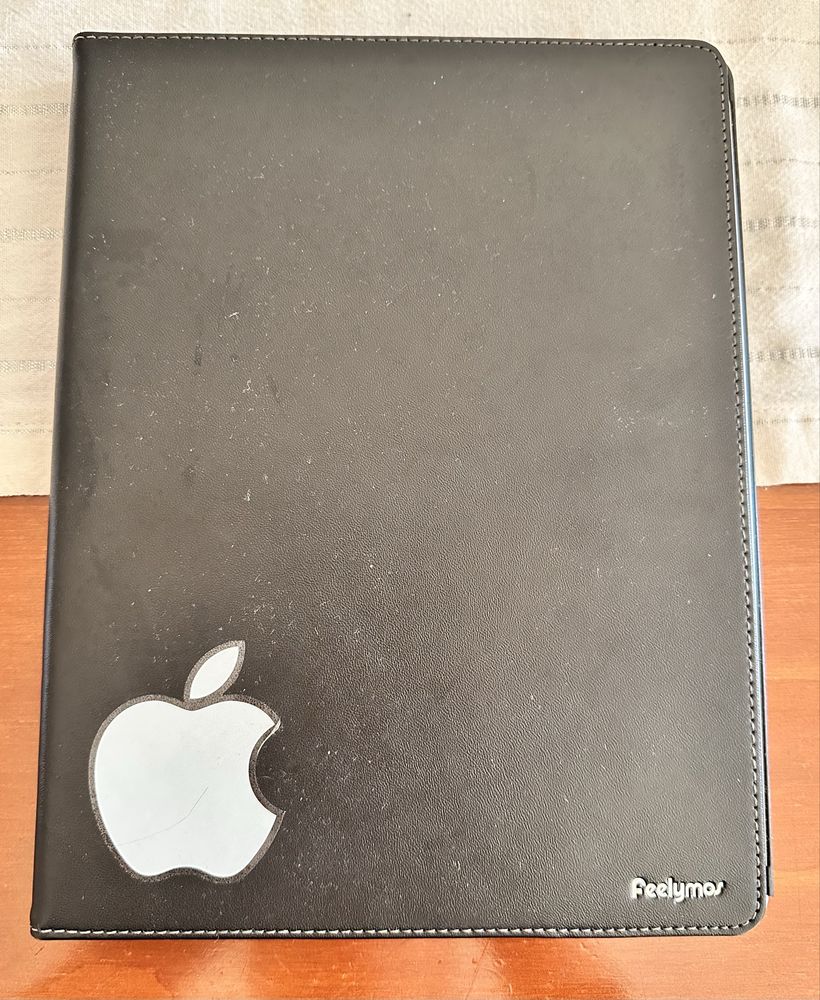 Apple iPad 32GB com capa