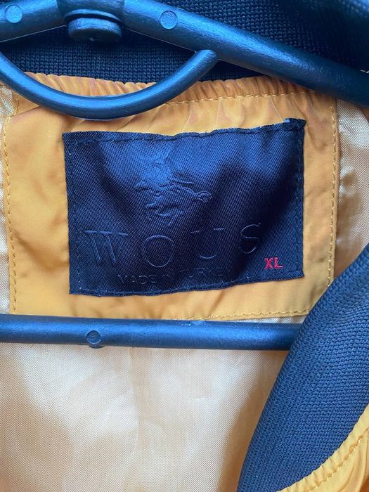 Куртка вітровка бомбер М