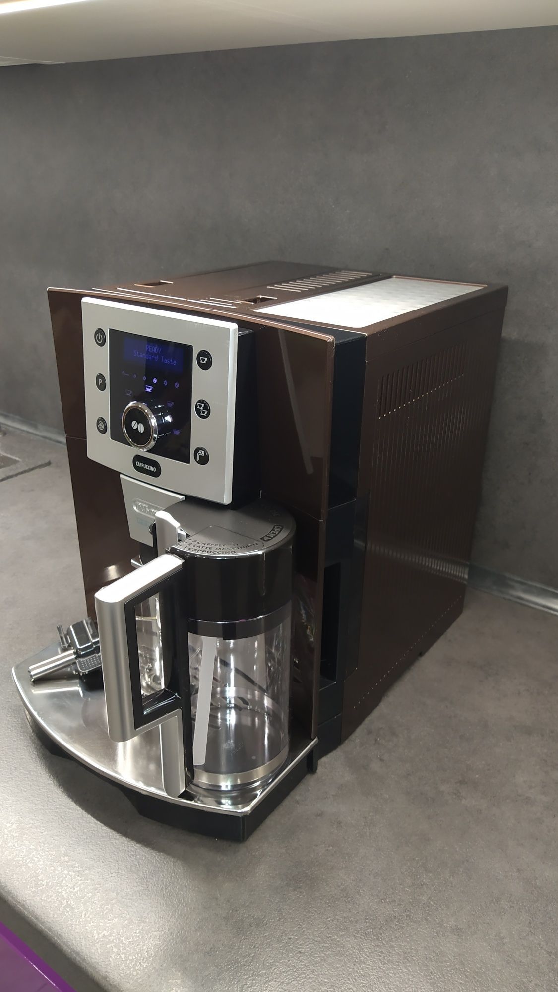 Кавомашина DeLonghi ESAM 5550 BW