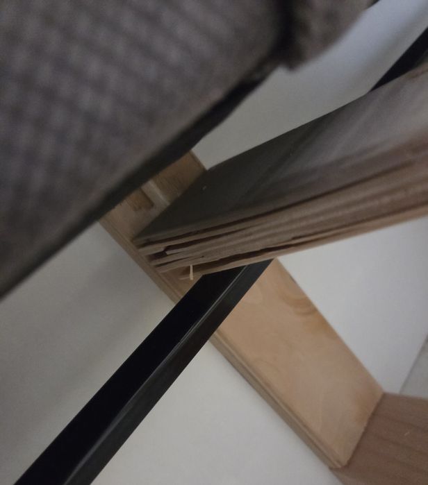 Sprzedam kanape rozkładaną do odświeżenia