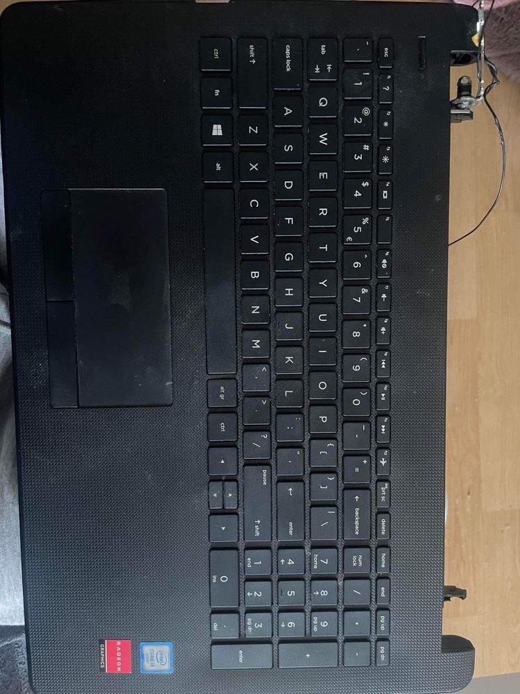 Laptop HP na części model 15-bs011nw bez dysku twardego + zasilacz