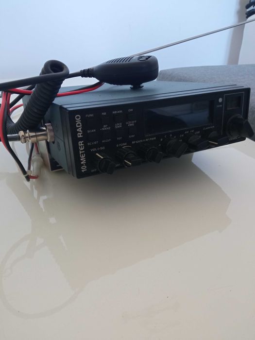 Dynascan AT-5555PLUS/N
CB radiotelefon 10m AM/FM/SSB moc do 40W