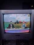 телевизор SATURN