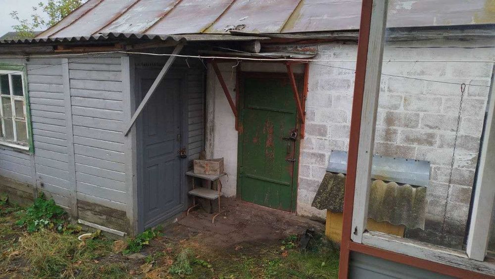 Продам теплий будинок в смт Золочів, Харківська область