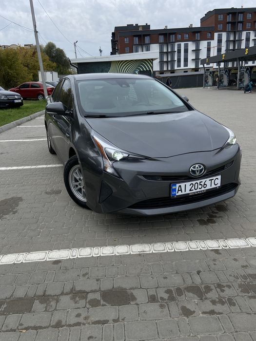Оренда/Аренда Toyota Prius 50 2017 ГБО