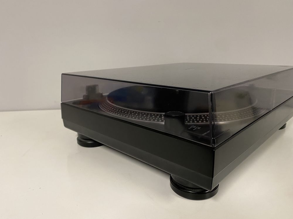 Gramofon Dual DTJ 301.1 USB - z przedwzmacniaczem, zadbany