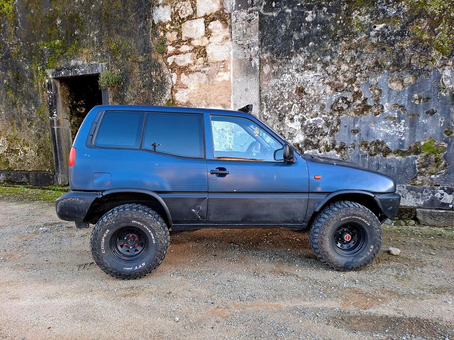 Nissan terrano ii