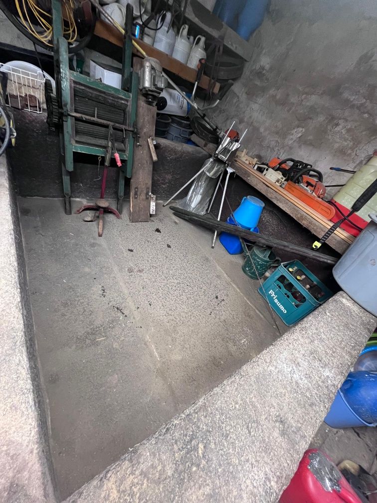 Vendo Lagar em Pedra