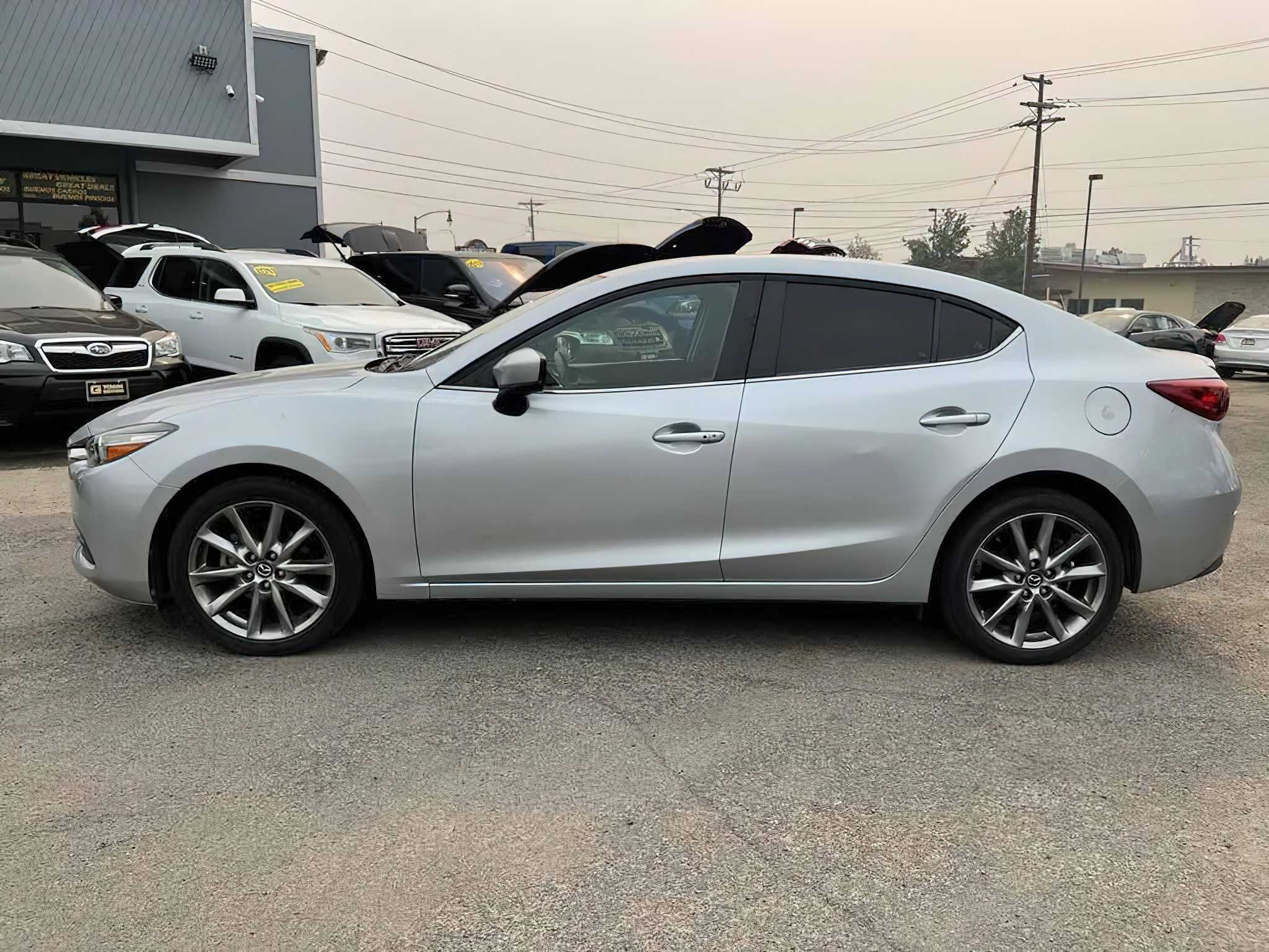 Mazda 3 2018 Gray