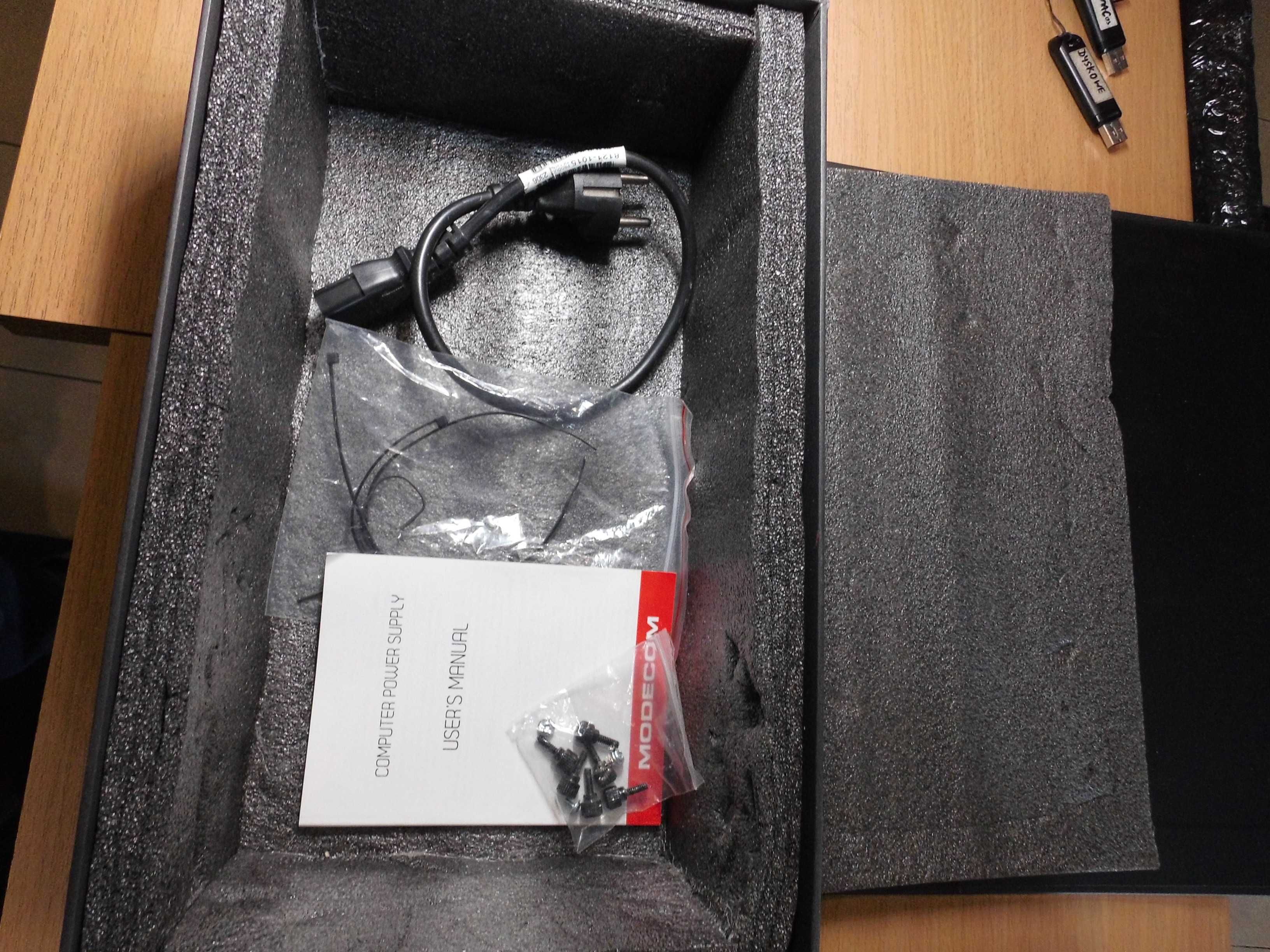 Zasilacz komputerowy ModeCom volcano 650