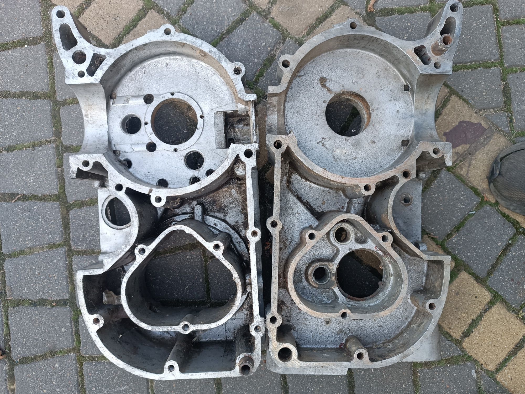Kartery junak m10 korpus silnika