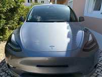 Tesla Y Long Range AWD