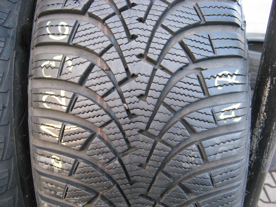 205/60R16 GOODYEAR UltraGrip 9 - nr.1236