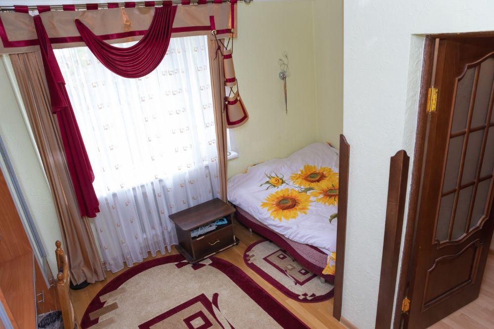 Продаж нерухомості будинку Борислав Львівська обл від власника Карпати