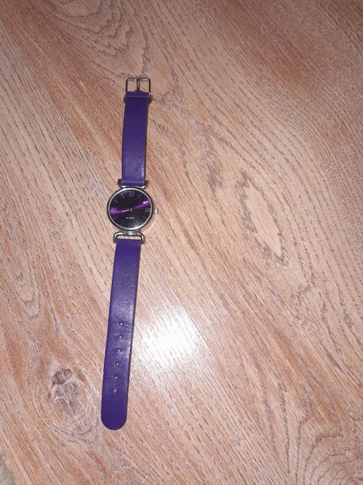 Fioletowy damski  zegarek na pasku