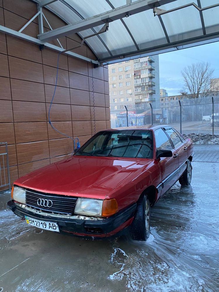 Продам Audi 100 C3