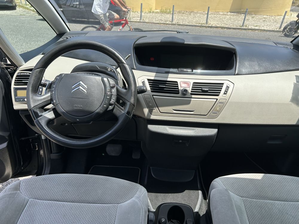 Citroen C4 grand picasso 2009  Aut. poucos kms