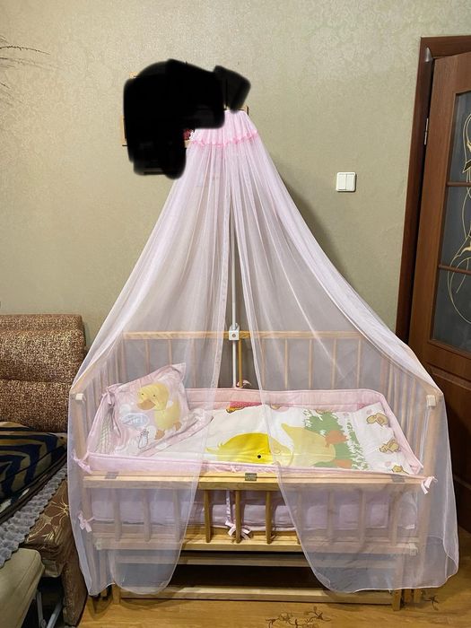 Дитяче ліжко. Самовивіз