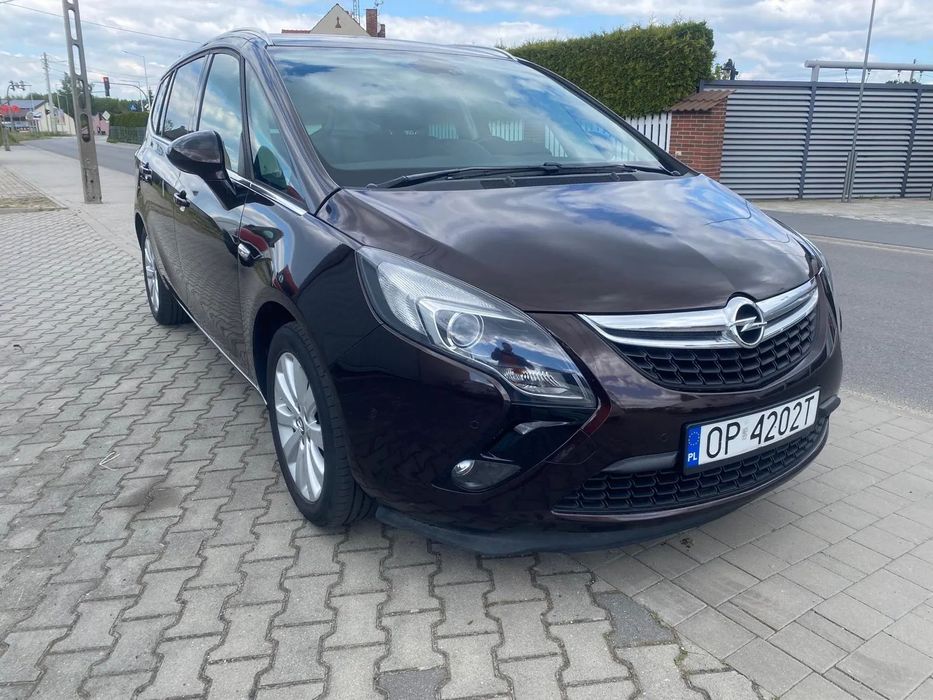 Opel Zafira Opel Zafira C stan bardzo dobry, bez wkładu własnego