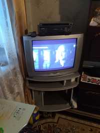 Телевізор самсунг , діагональ 70 см. Підставка , висота 65 см.