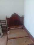 Mobilia de quarto muito antiga