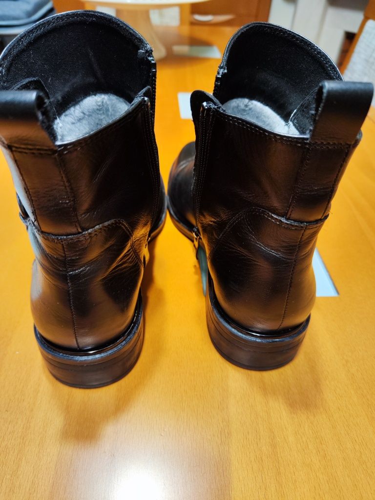 Botas Caprice com pouco uso