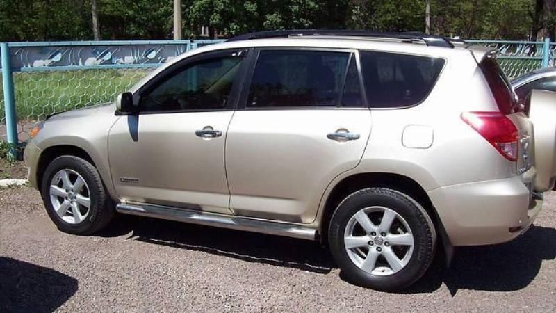 Toyota RAV4 2006 Long Limited. Куплена в 2008 году. ГАЗ / БЕНЗИН.