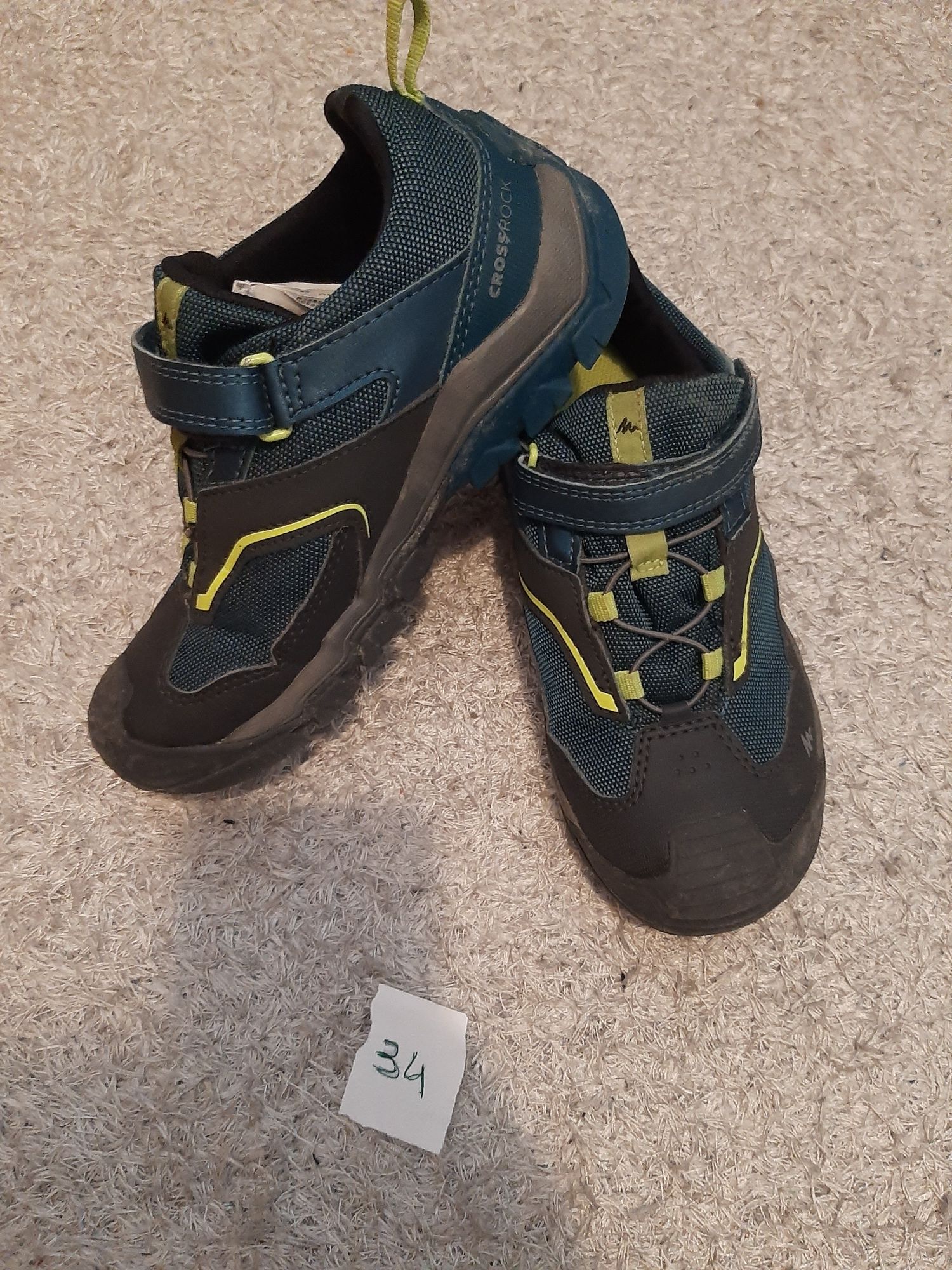 Tenis numero  34