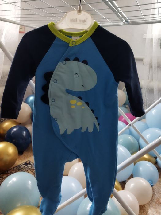 Речі для новонароджених.