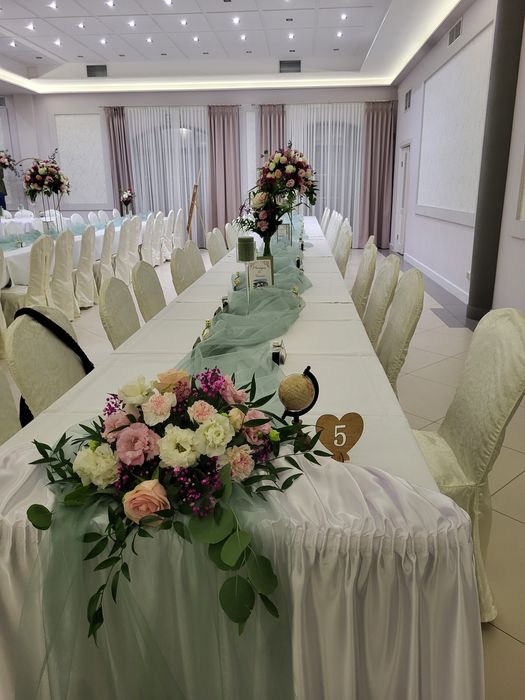 Tiul zielony szałwiowy dekoracja stół wesele ślub impreza